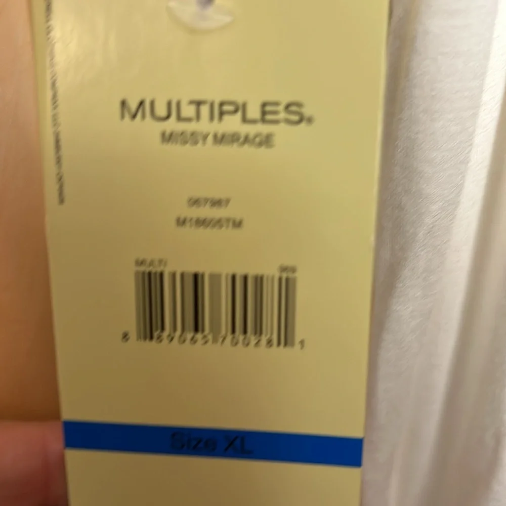 Multiples brand peach and white blouse. New with tags - Picture 12 of 15